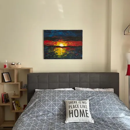 Lovely One Bedroom In טיראנה