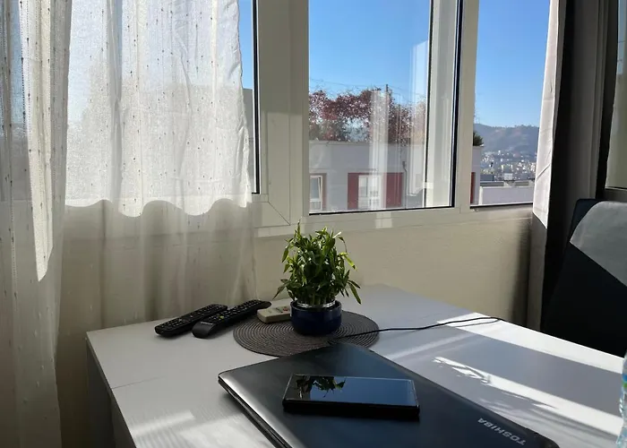 Lovely One Bedroom In شقة تيرانا