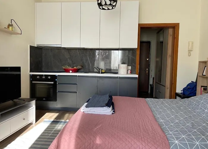 Lovely One Bedroom In * تيرانا