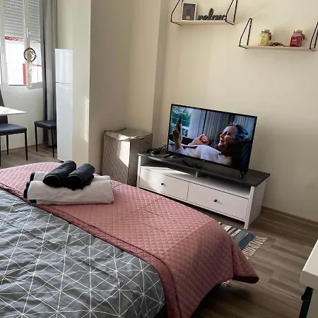 Lovely One Bedroom In Appartement