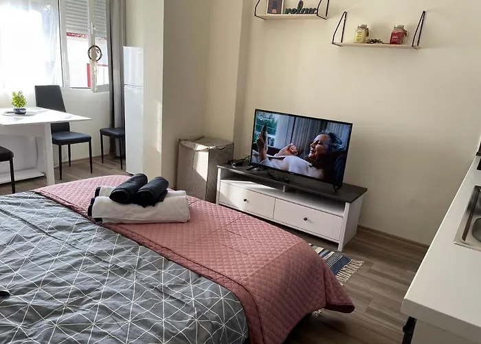 Lovely One Bedroom In Lägenhet